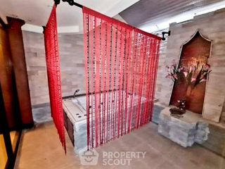 出售 8 卧室 联排别墅 在 Bang Lamung, Chon Buri