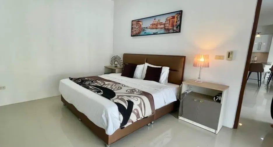 À louer 4 chambres villa à Bang Lamung, Chonburi