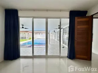 À louer 4 chambres villa à Bang Lamung, Chonburi