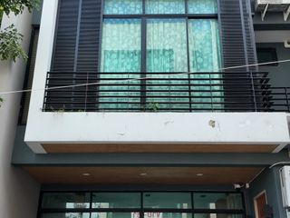 Reihenhaus zur Miete mit 4 Zimmer in Mueang Samut Prakan, Samut Prakan