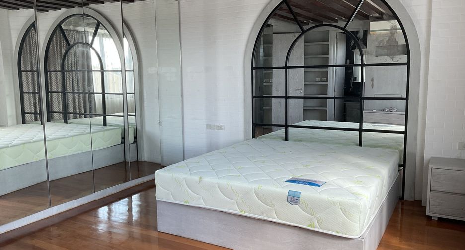 Reihenhaus zur Miete mit 4 Zimmer in Mueang Samut Prakan, Samut Prakan