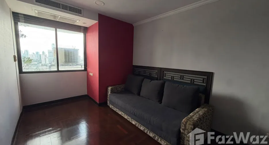 For sale 2 bedrooms condo in Khlong Toei, Bangkok
