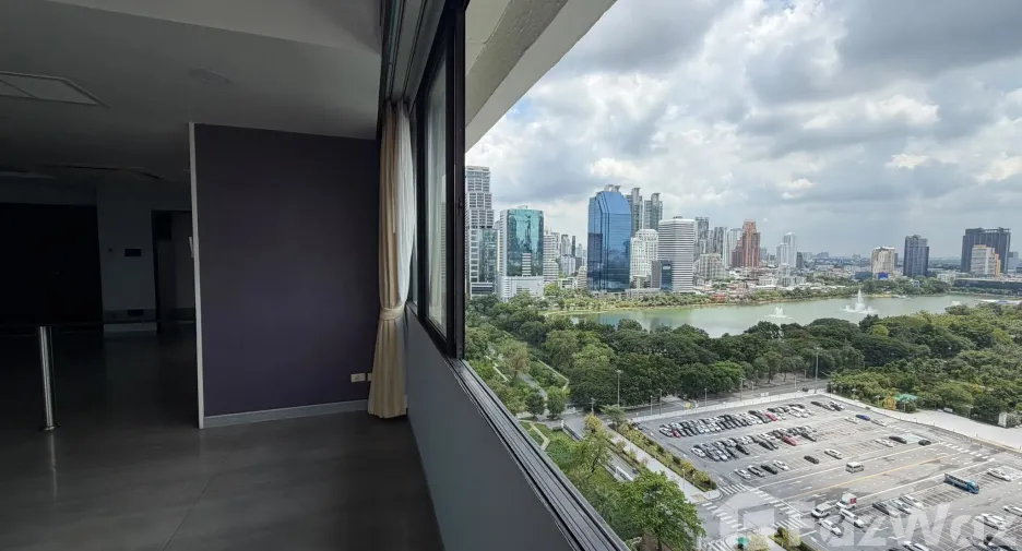 For sale 2 bedrooms condo in Khlong Toei, Bangkok