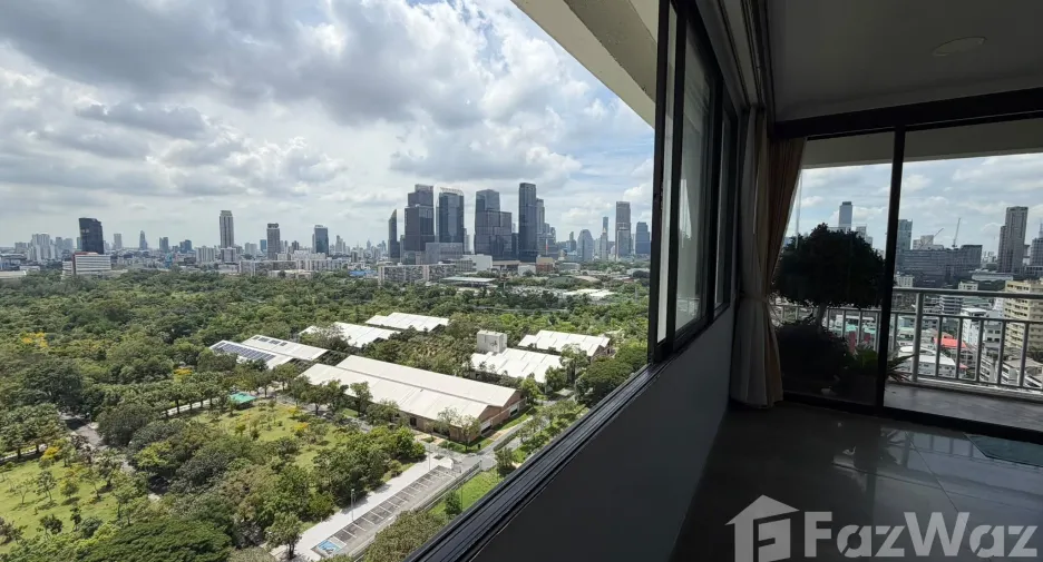 For sale 2 bedrooms condo in Khlong Toei, Bangkok