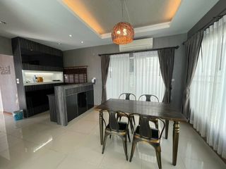 ให้เช่า 3 ห้องนอน บ้านเดี่ยว ใน ศรีราชา, ชลบุรี
