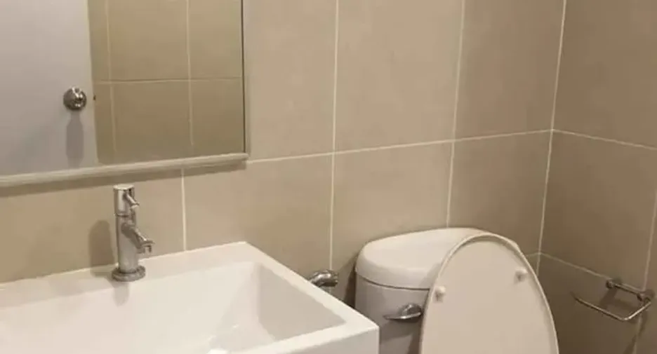 For sale 2 bedrooms condo in Mueang Samut Prakan, Samut Prakan