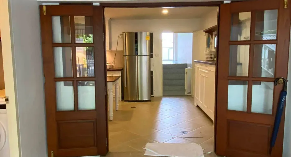 Reihenhaus zur Miete und zum Kauf mit 4 Zimmer in Mueang Samut Prakan, Samut Prakan