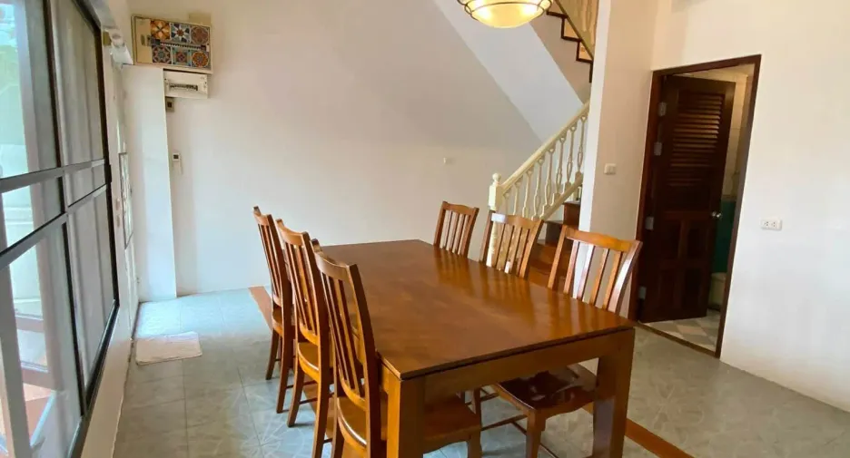Reihenhaus zur Miete und zum Kauf mit 4 Zimmer in Mueang Samut Prakan, Samut Prakan