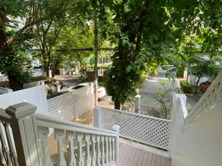 For rent and for sale 4 bedrooms townhouse in Mueang Samut Prakan, Samut Prakan
