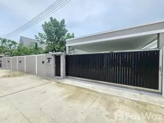 For sale 3 bedrooms villa in Bang Lamung, Chonburi
