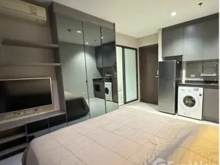 Condo en alquiler de estudio en Huai Khwang, Bangkok