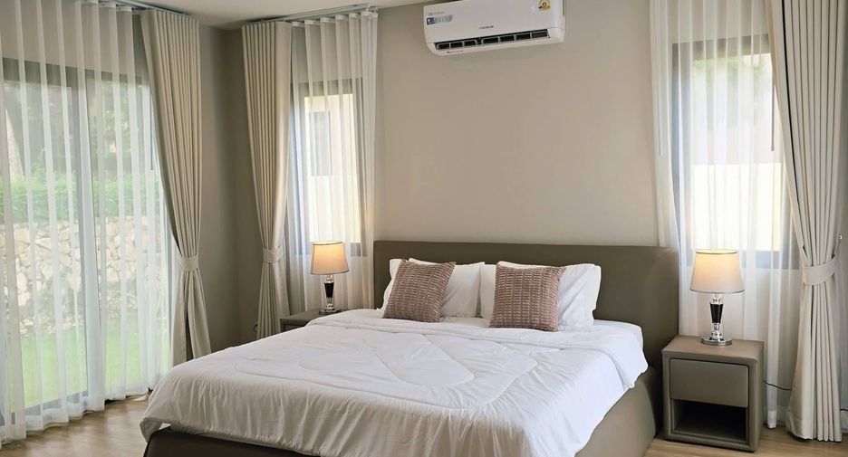 For rent 3 bedrooms villa in Huay Yai, Pattaya