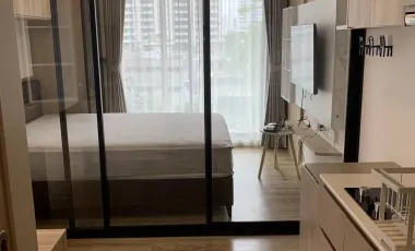 For sale studio condo in Yan Nawa, Bangkok