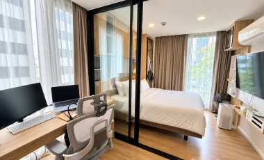 For sale studio condo in Yan Nawa, Bangkok