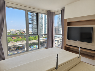 For sale 2 bedrooms condo in Phra Khanong, Bangkok