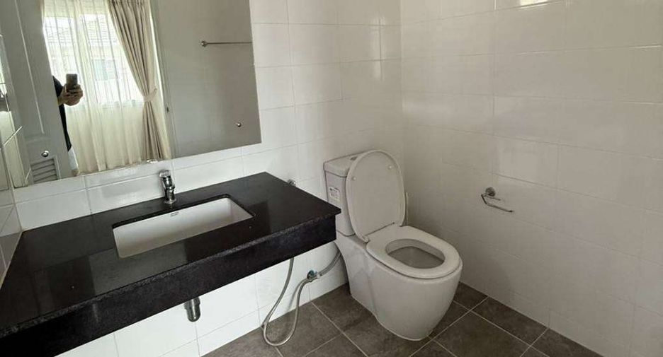 Haus zur Miete mit 3 Zimmer in Mueang Chiang Mai, Chiang Mai