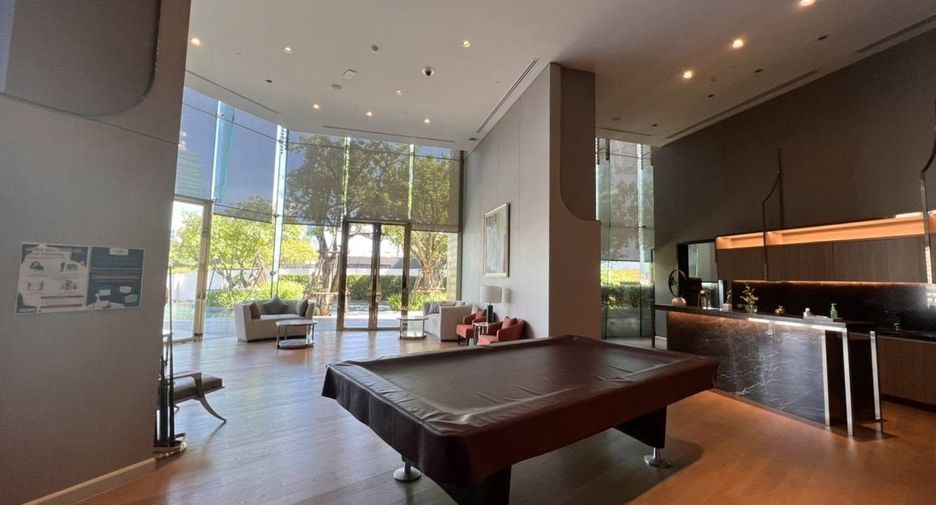Condo en alquiler de 1 habitaciones en Khlong San, Bangkok