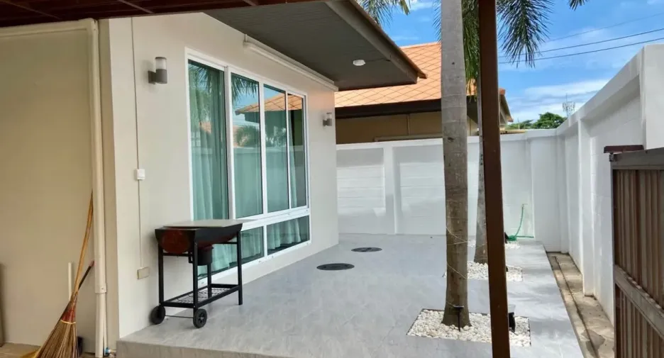 À louer 3 chambres villa à Bang Lamung, Chonburi