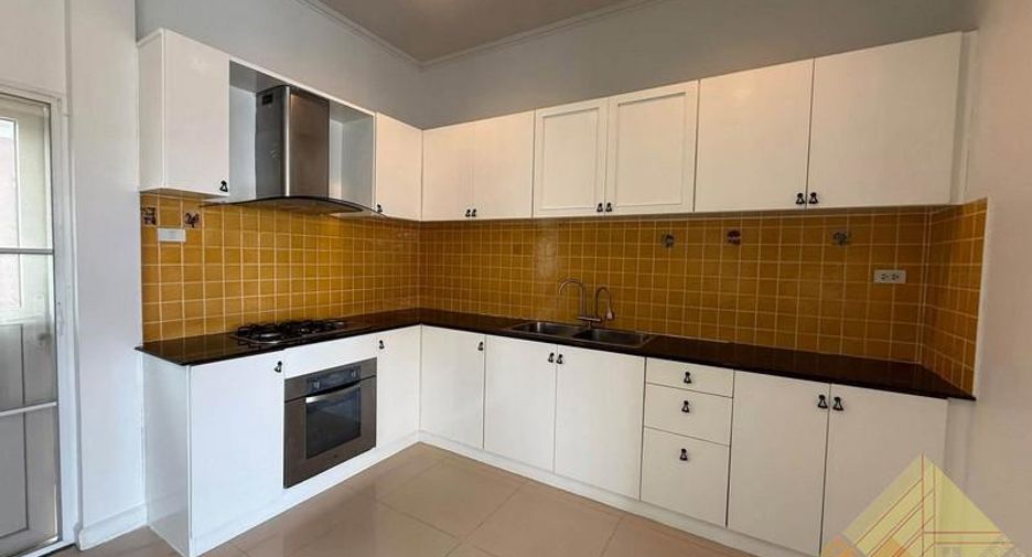 À vendre 6 chambres maison à Bang Lamung, Chonburi