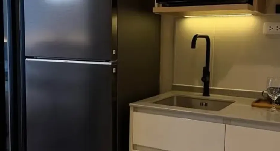 Condo en alquiler de 1 habitaciones en Khlong Toei, Bangkok
