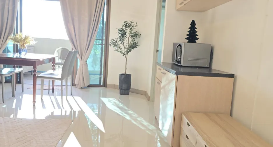 Wohnung zur Miete mit 1 Zimmer in Yan Nawa, Bangkok