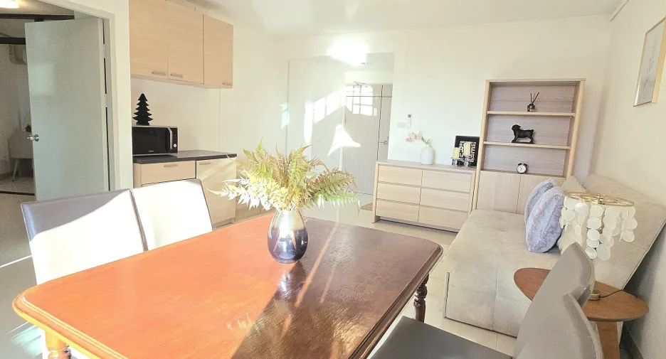 Wohnung zur Miete mit 1 Zimmer in Yan Nawa, Bangkok