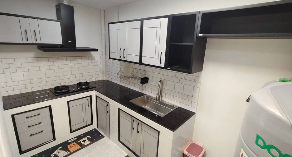 Reihenhaus zur Miete mit 2 Zimmer in Bang Phli, Samut Prakan
