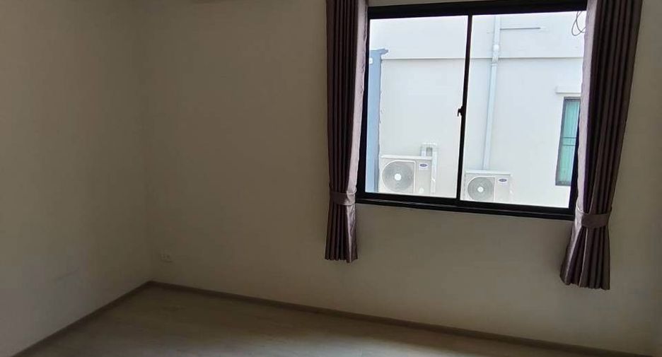Reihenhaus zur Miete mit 2 Zimmer in Bang Phli, Samut Prakan