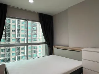 Wohnung zur Miete mit 1 Zimmer in Yan Nawa, Bangkok