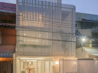 For sale 4 bedrooms condo in Watthana, Bangkok