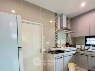 Продажа 4 спальни дом в Пращет, Бангкок