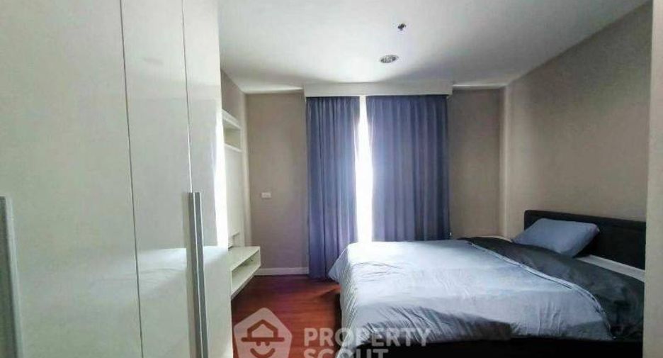 For sale 3 bedrooms condo in Huai Khwang, Bangkok