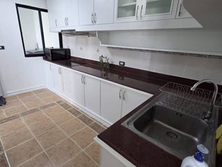 Condo en alquiler de 2 habitaciones en Watthana, Bangkok