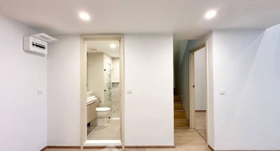 Condo en alquiler de 2 habitaciones en Khlong Toei, Bangkok