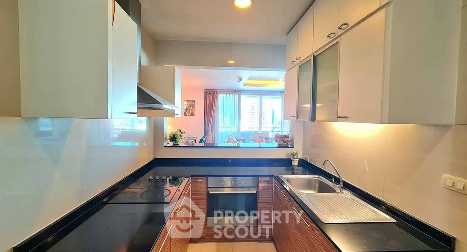 For rent 2 ベッドルーム apartment in Watthana, Bangkok