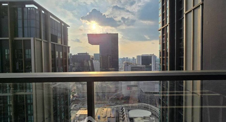 For rent 1 bed condo in Huai Khwang, Bangkok