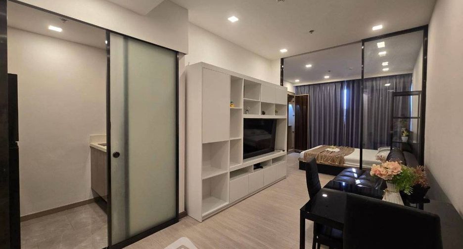 For rent 1 bed condo in Huai Khwang, Bangkok