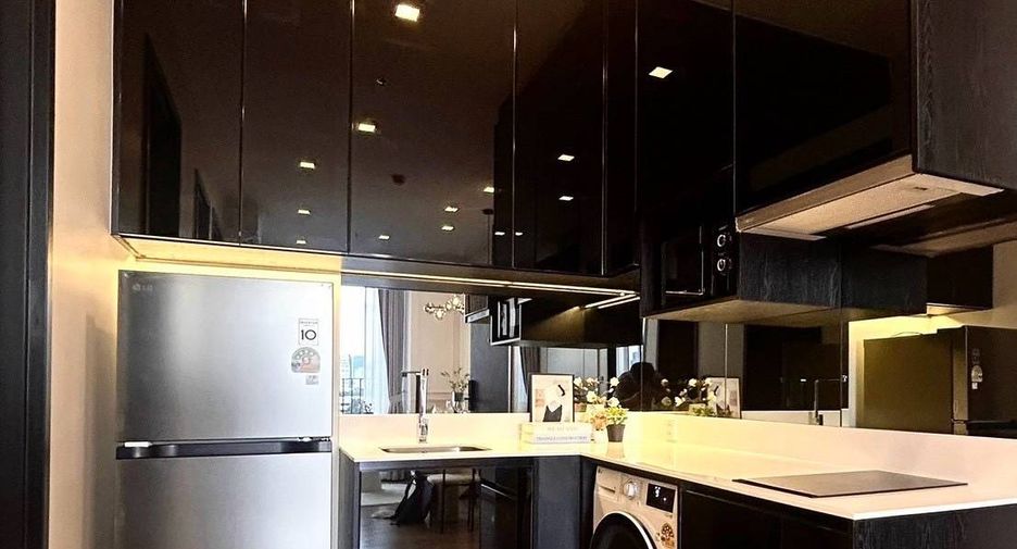 Condo en alquiler de 2 habitaciones en Phaya Thai, Bangkok