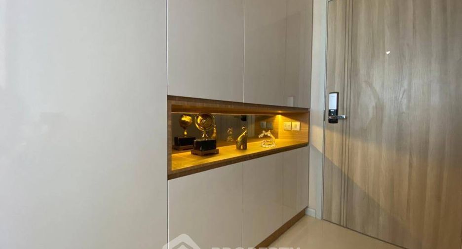 For rent 2 ベッドルーム condo in Sathon, Bangkok