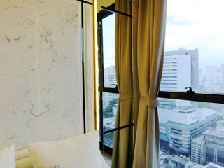 Condo en alquiler de 1 habitaciones en Khlong Toei, Bangkok