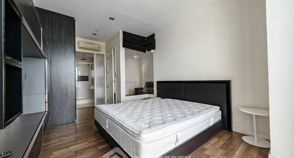 Wohnung zur Miete mit 1 Zimmer in Phra Khanong, Bangkok