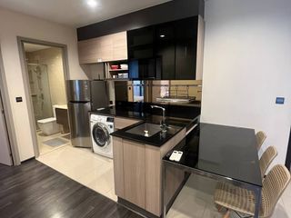 For rent 2 bedrooms condo in Huai Khwang, Bangkok