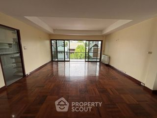 Apartment zur Miete mit 3 Zimmer in Khlong Toei, Bangkok