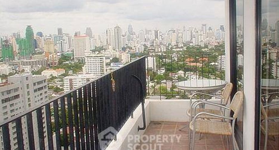 For rent 1 bed condo in Watthana, Bangkok