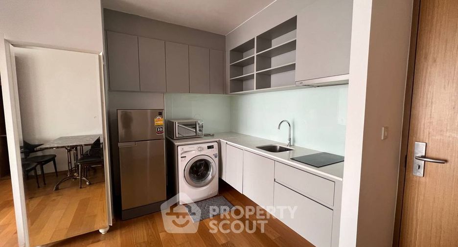 For rent 1 bed condo in Sathon, Bangkok