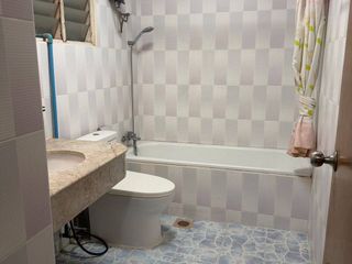 Wohnung zur Miete mit 2 Zimmer in Ratchathewi, Bangkok