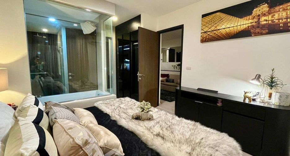 Condo en alquiler de 1 habitaciones en Khlong Toei, Bangkok