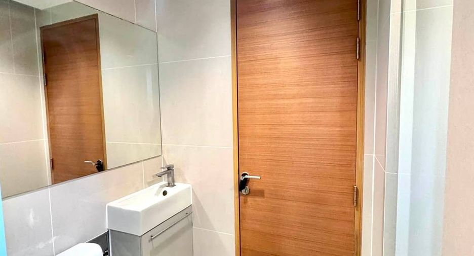 Wohnung zur Miete mit 1 Zimmer in Huai Khwang, Bangkok