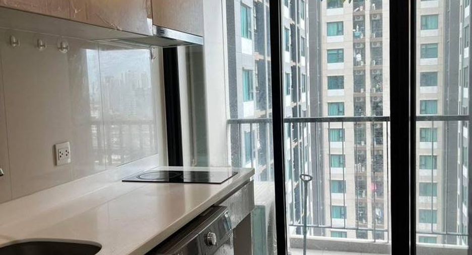 Condo en alquiler de 1 habitaciones en Watthana, Bangkok
