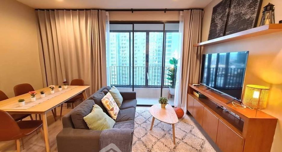 For rent 2 bedrooms condo in Ratchathewi, Bangkok
